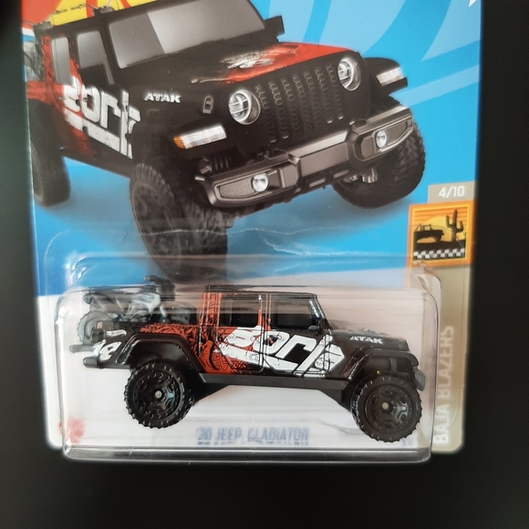 Hot Wheels '20 Jeep Gladiator Black 2022 Baja Blazers Diecast Collection - Picture 2 of 10